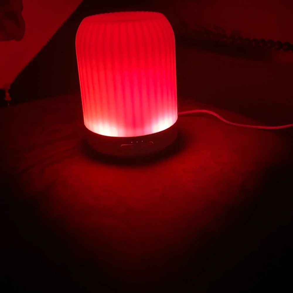Aroma Diffuser - White with mist and colors NIB